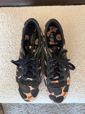 Adidas by Marimekko athletic shoes size 6.5